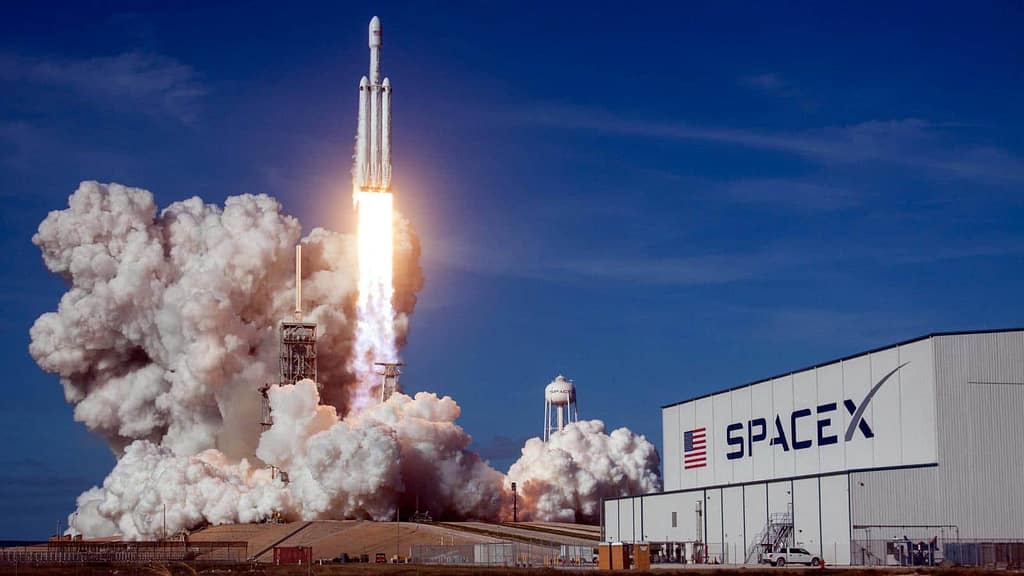SpaceX Flacon- 9