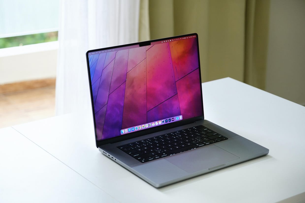 Apple mackbook m1 pro