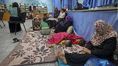 Gaza citizens in school